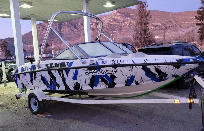 2006 Bayliner 175BR