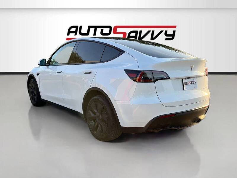 2025 Tesla Model Y Long Range