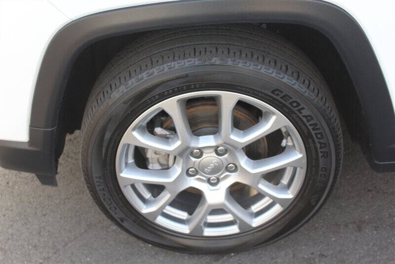 2022 Jeep Compass Latitude Lux