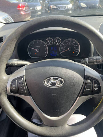 2011 Hyundai Elantra Touring SE