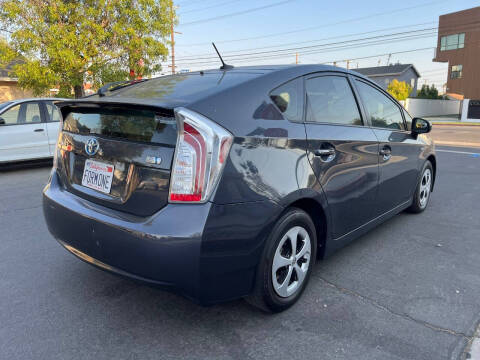 2013 Toyota Prius Three