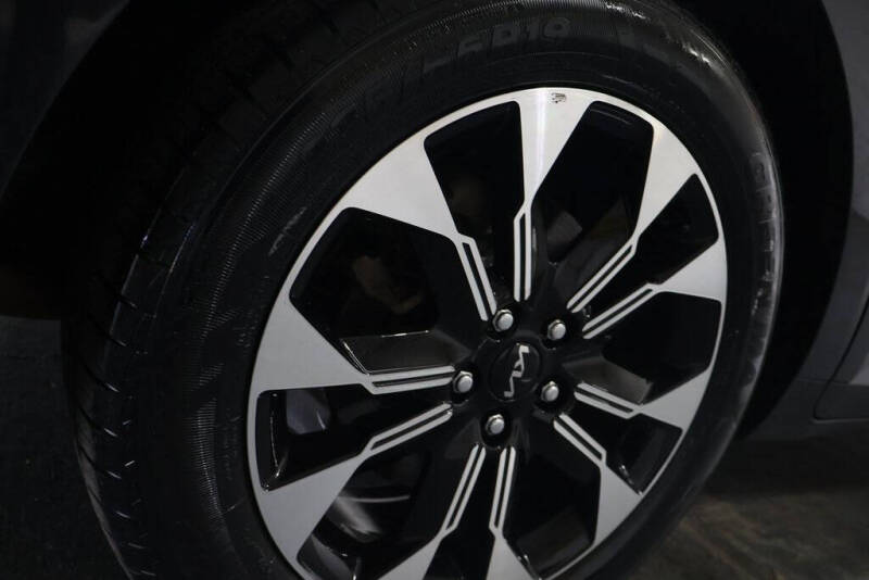 2022 Kia Carnival EX