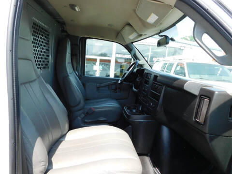2020 Chevrolet Express 2500