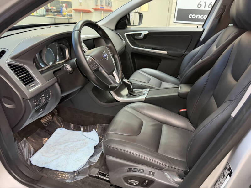 2015 Volvo XC60 T5 Premier