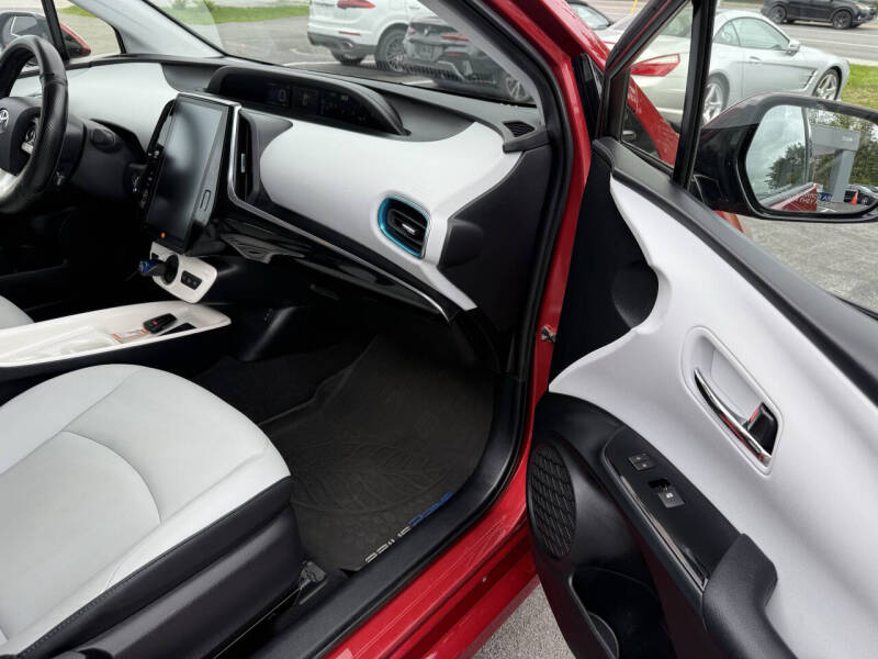 2017 Toyota Prius Prime Advanced