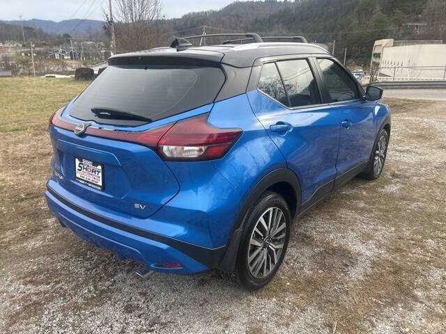 2023 Nissan Kicks SV