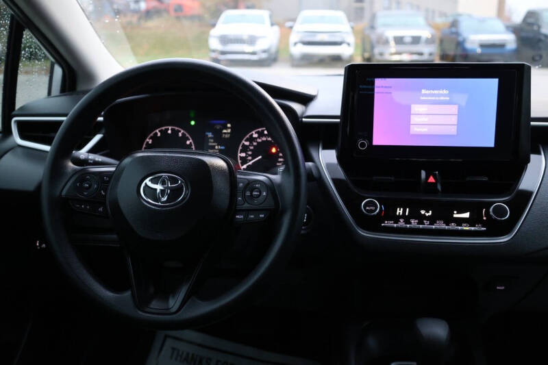 2025 Toyota Corolla LE