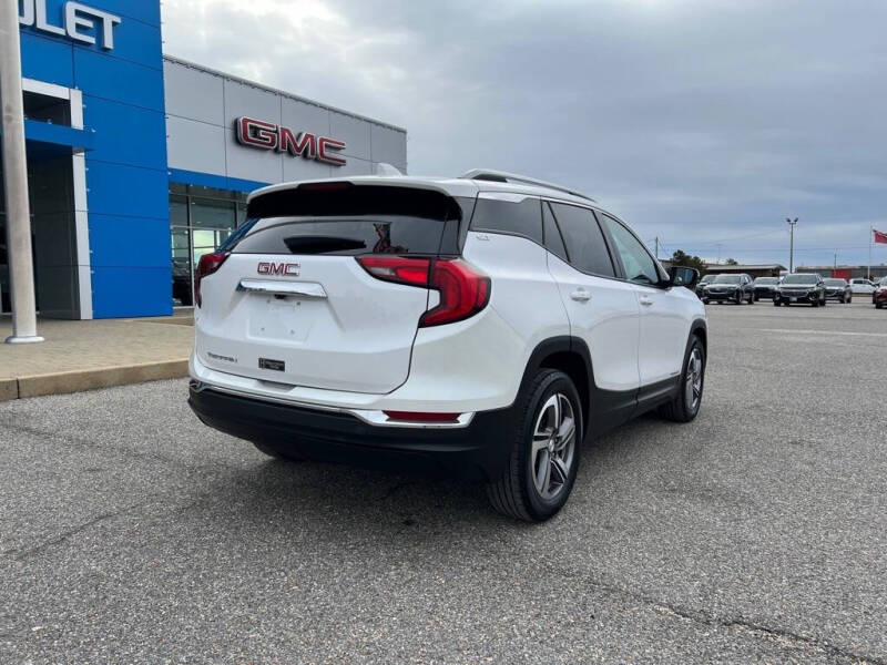 2021 GMC Terrain SLT