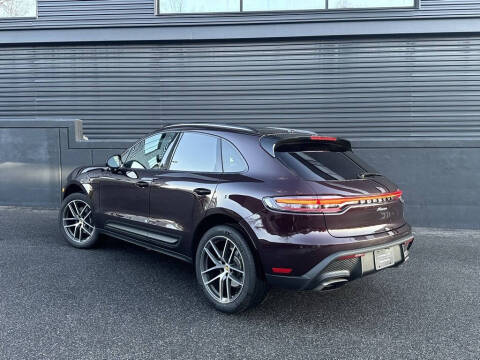 2025 Porsche Macan