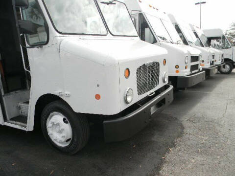 2000 Freightliner MT45 Chassis