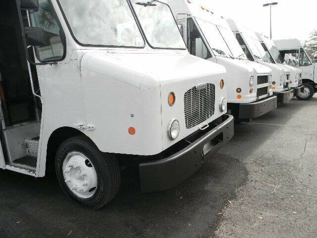 2000 Freightliner MT45 Chassis