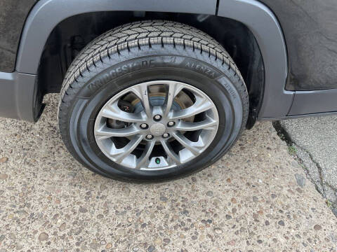 2019 Jeep Cherokee Latitude Plus