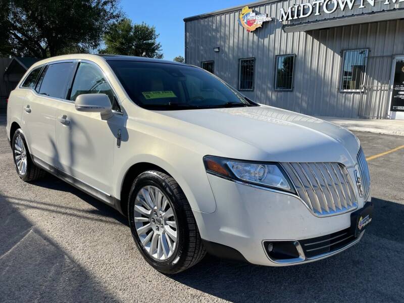 2012 Lincoln MKT for sale at Midtown Motor Company in San Antonio TX