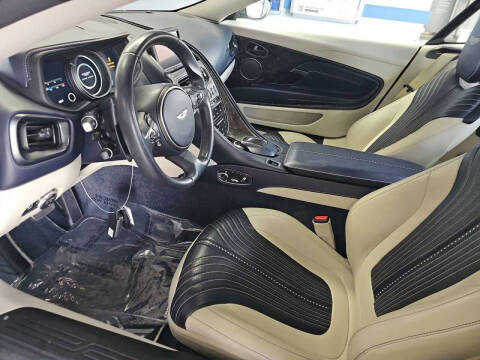 2019 Aston Martin DB11 V8