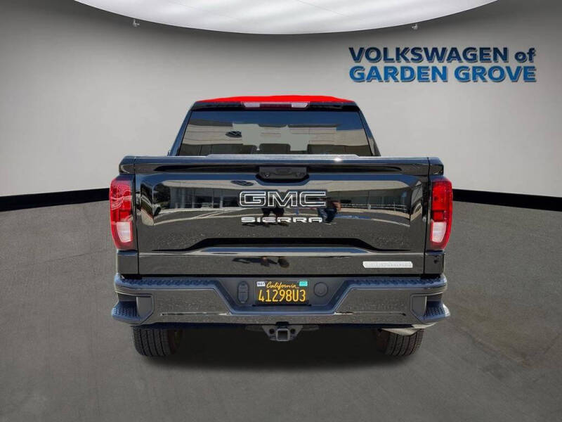 2023 GMC Sierra 1500 Elevation