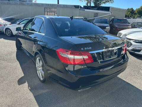 2010 Mercedes-Benz E-Class