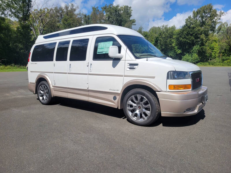 2023 GMC Savana 2500