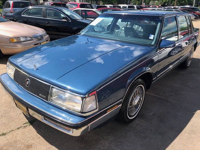 1988 Buick Electra for sale at Extreme Auto Plaza in Des Moines, IA