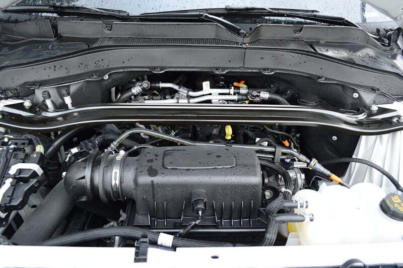 2024 Ford Explorer ST-Line