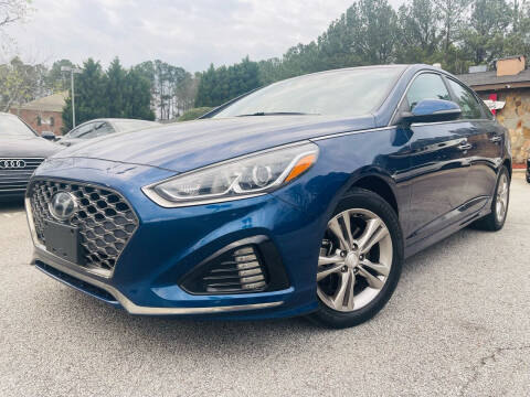 2019 Hyundai Sonata for sale at Classic Luxury Motors in Buford GA