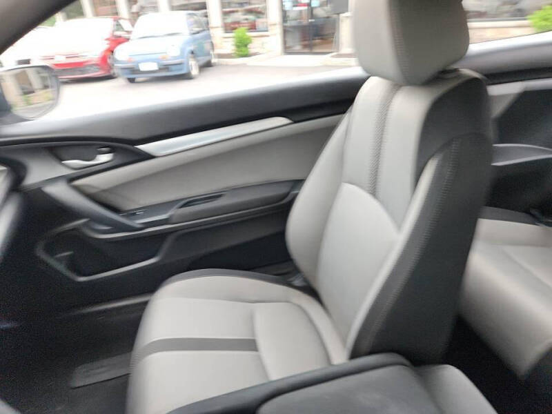 2016 Honda Civic LX-P