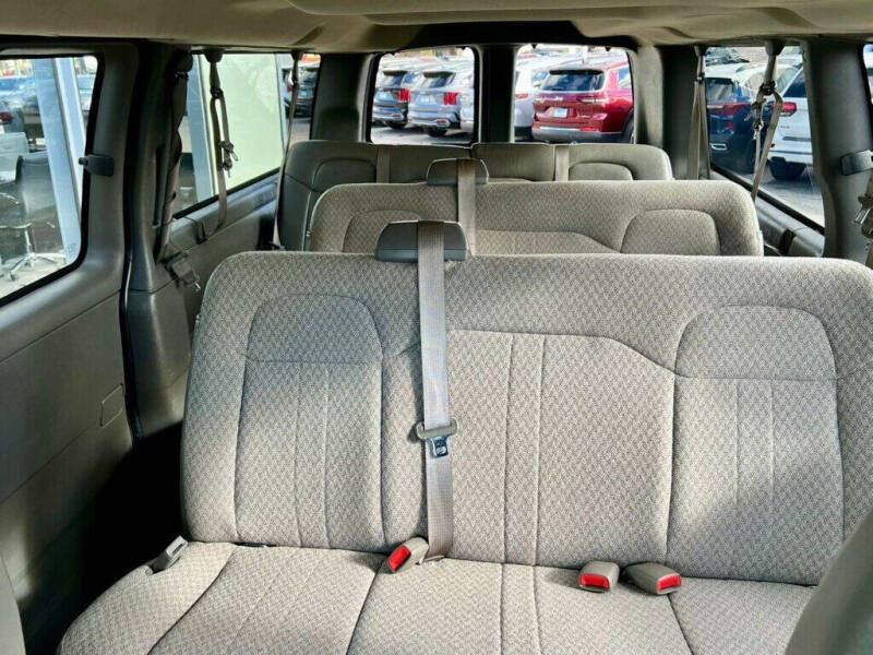 2013 Chevrolet Express LT 3500