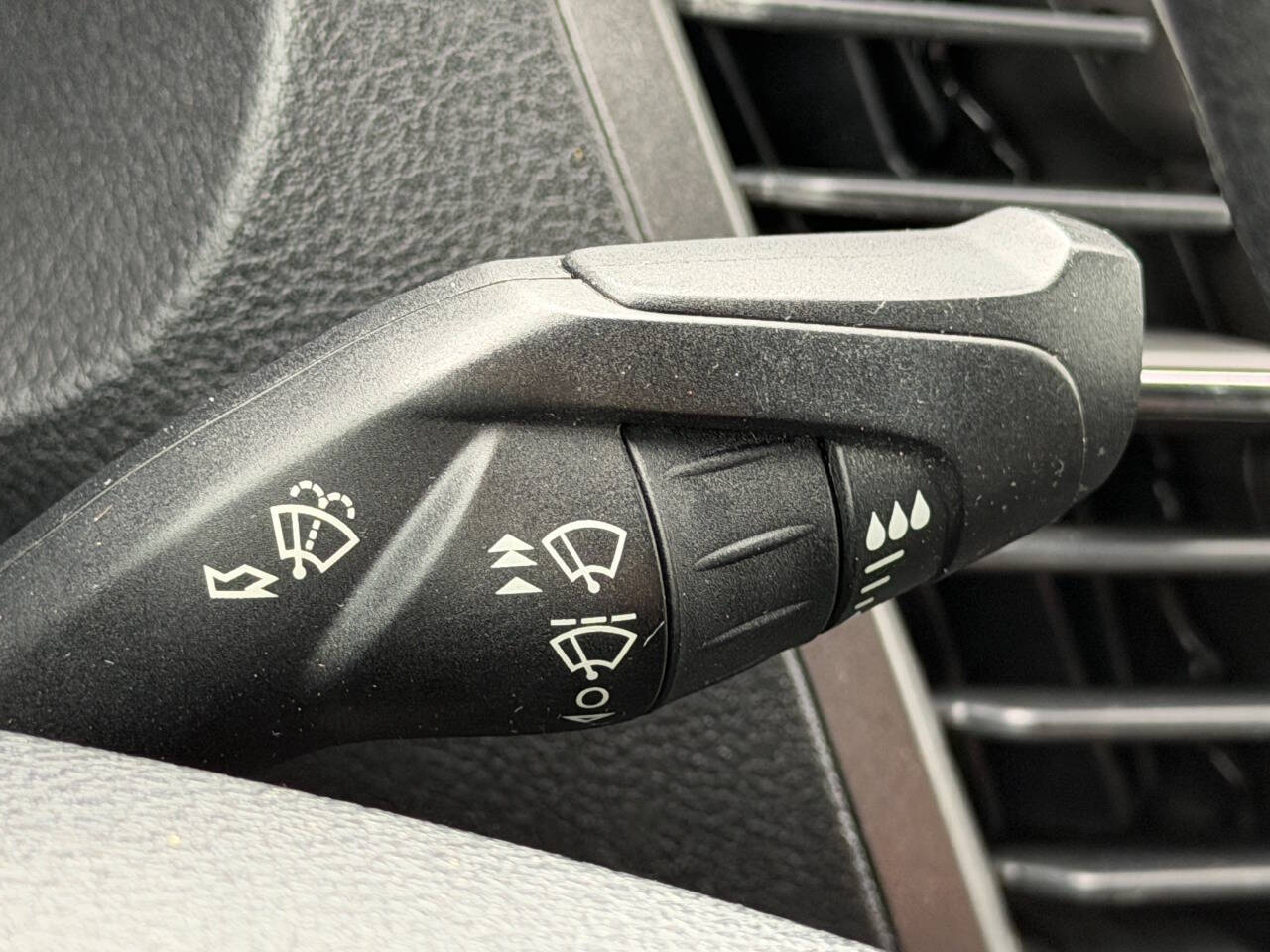 FordTransit Connect34