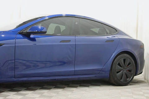 2023 Tesla Model S Plaid