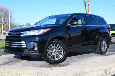 2019 Toyota Highlander for sale at Platinum Motors LLC in Heath OH