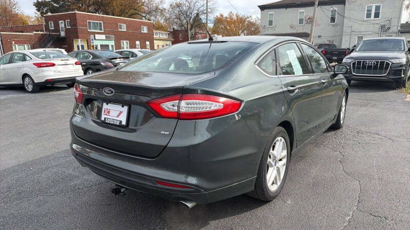 2015 Ford Fusion SE