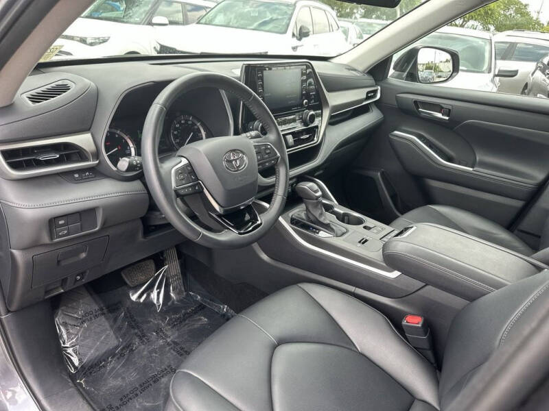 2020 Toyota Highlander XLE