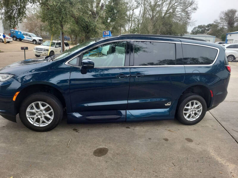2022 Chrysler Pacifica Touring L