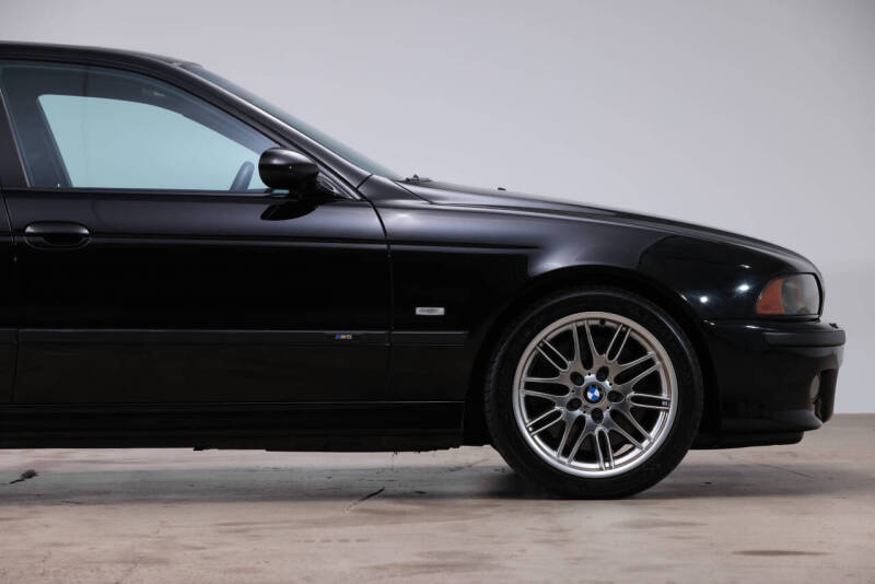 2003 BMW M5