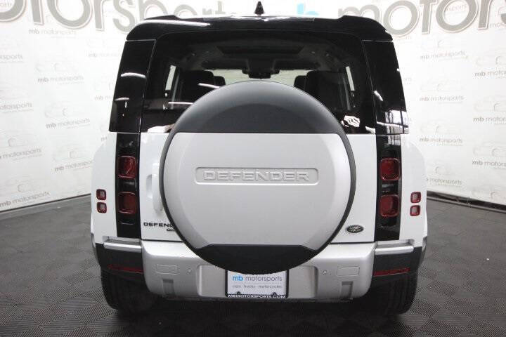 2020 Land Rover Defender 110 SE