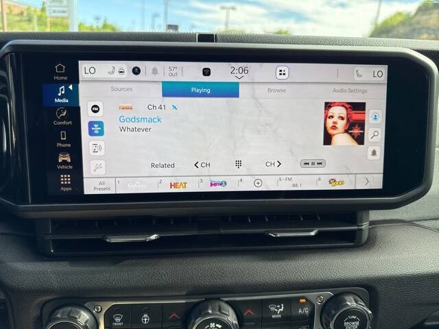 2025 Jeep Gladiator Willys