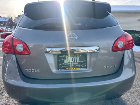 2013 Nissan Rogue SV w/SL Package