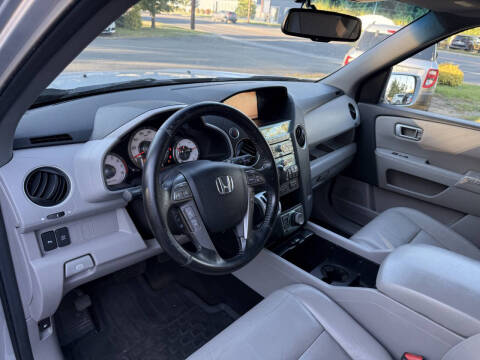 2010 Honda Pilot Touring w/Navi w/DVD