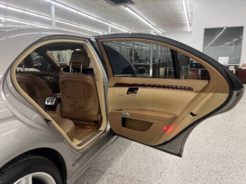 2009 Mercedes-Benz S-Class S 550 4MATIC