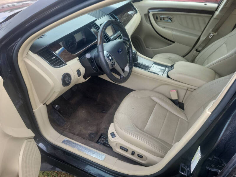 2013 Ford Taurus Limited