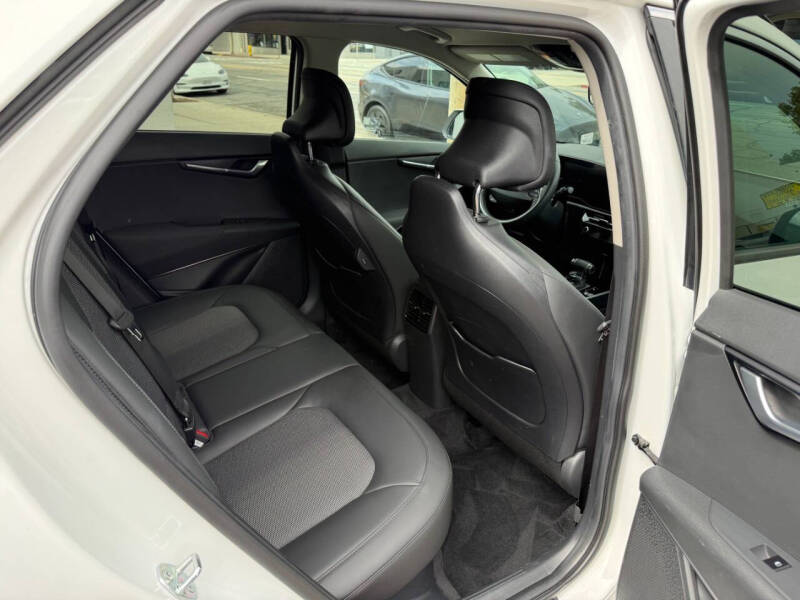 2024 Kia Niro EX