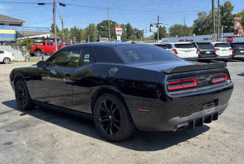2018 Dodge Challenger SXT