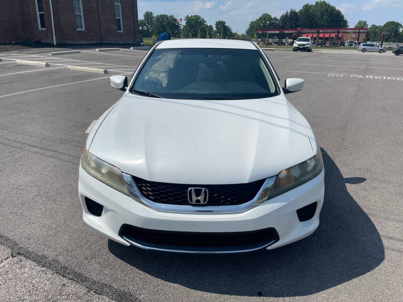 Used 2013 Honda Accord LX-S with VIN 1HGCT1B33DA022612 for sale in Etna, OH