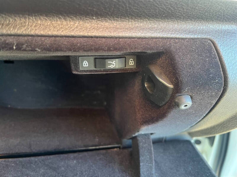 2017 BMW 3 Series 320i