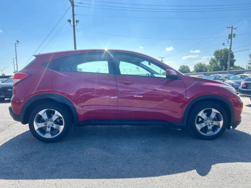 2017 Honda HR-V LX