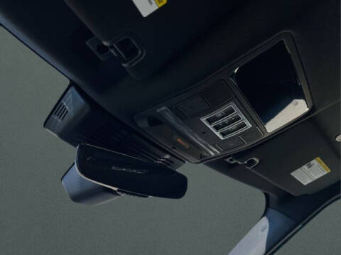 2025 Land Rover Discovery P300 Dynamic SE