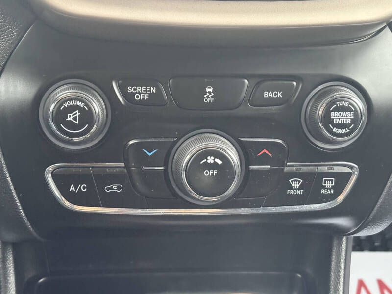 2017 Jeep Cherokee Latitude