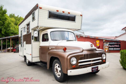 1951 International L-130