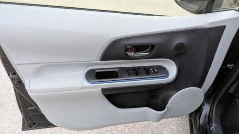 2013 Toyota Prius c Three