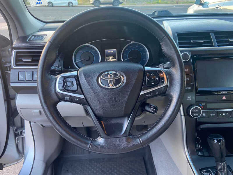 2017 Toyota Camry Hybrid