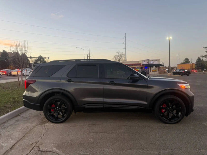 2020 Ford Explorer ST